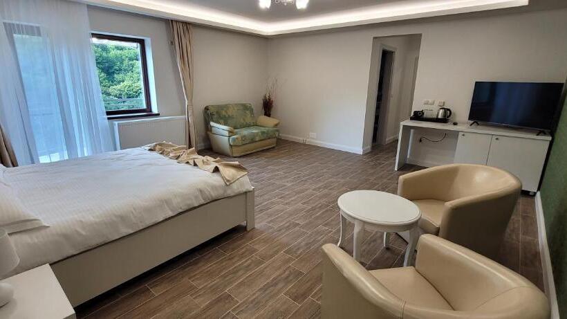 膳宿费 Complex Turistic Perla Trascaului