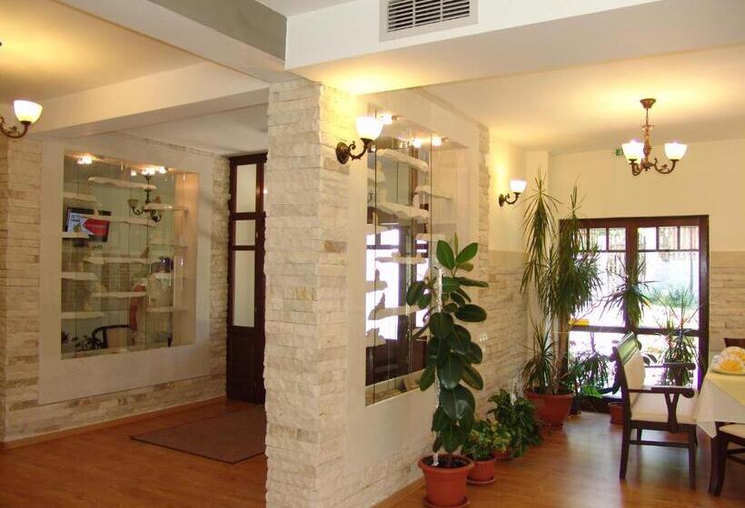 膳宿费 Complex Turistic Perla Trascaului