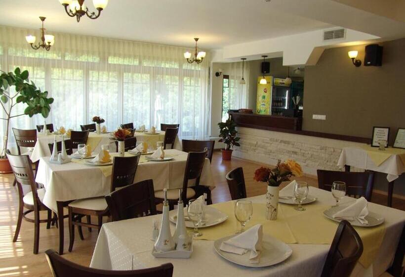 膳宿费 Complex Turistic Perla Trascaului