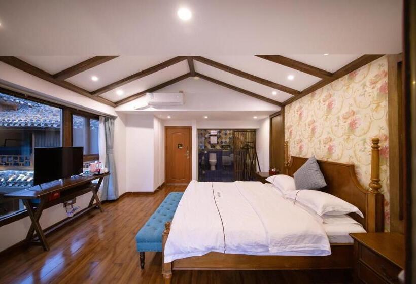 ペンション Fenghuang Slowly Time Inn