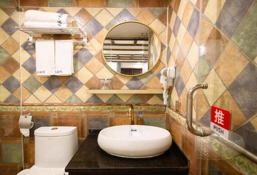 ペンション Fenghuang Slowly Time Inn