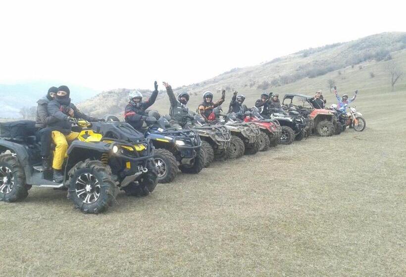 Пансион La Caramidari