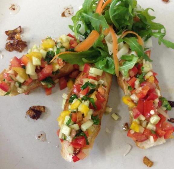 ペンション Penzion A Restaurace Sokolí Boudy