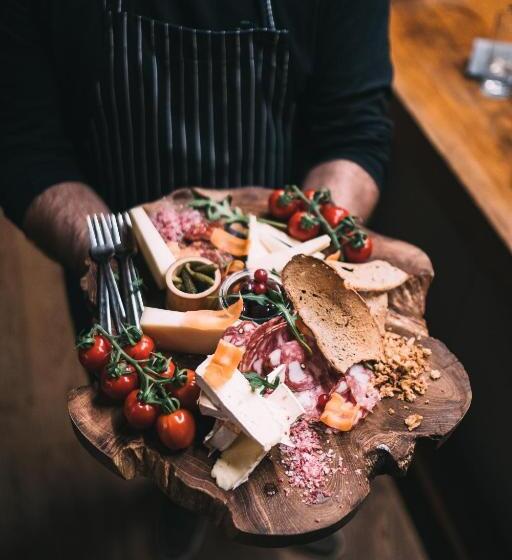 פנסיון Boutique Hotel Zikmundov