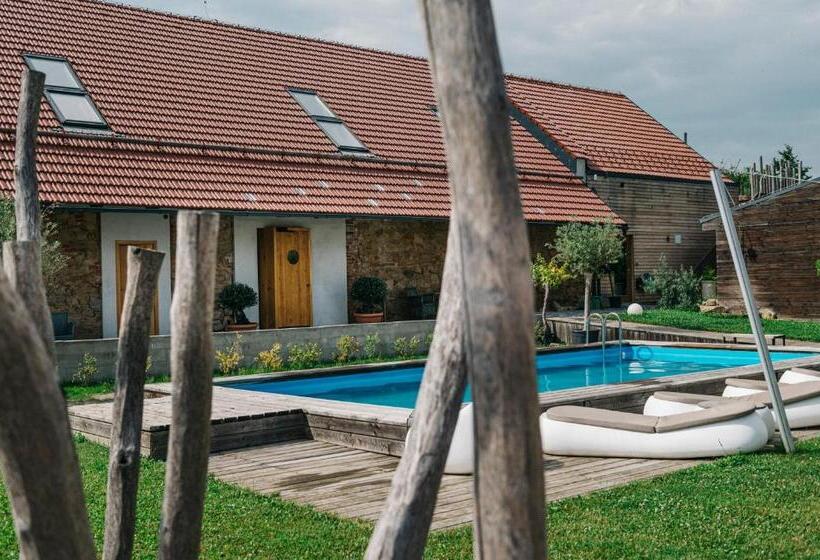 פנסיון Boutique Hotel Zikmundov