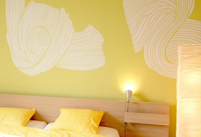 پانسیون Vila Jasmína