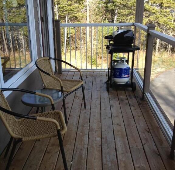 Resort Mcintyre S Cottages