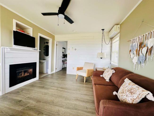 Resort Mcintyre S Cottages