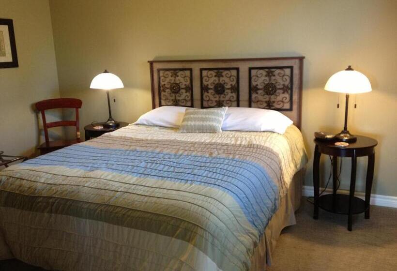 Resort Mcintyre S Cottages