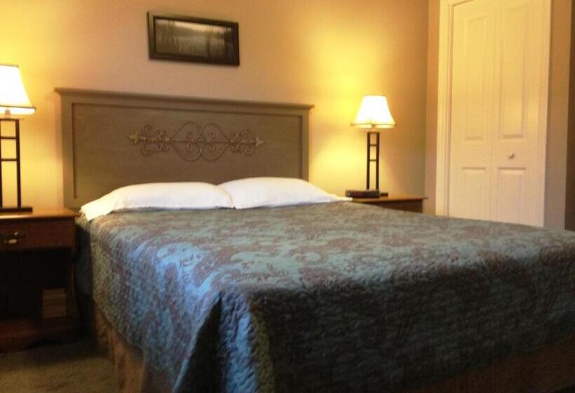 Resort Mcintyre S Cottages