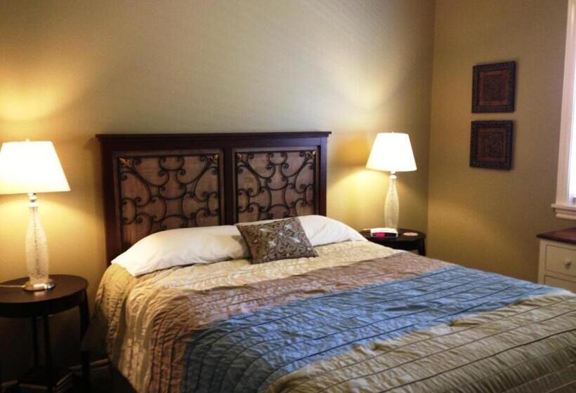 Resort Mcintyre S Cottages