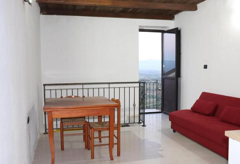 ベッドアンドブレックファースト Casa Vacenze Medma