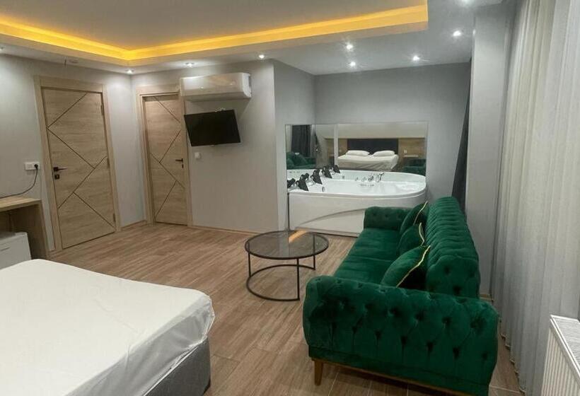 ホテル Asem Palace