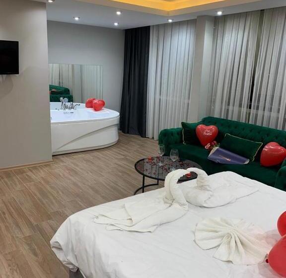 ホテル Asem Palace