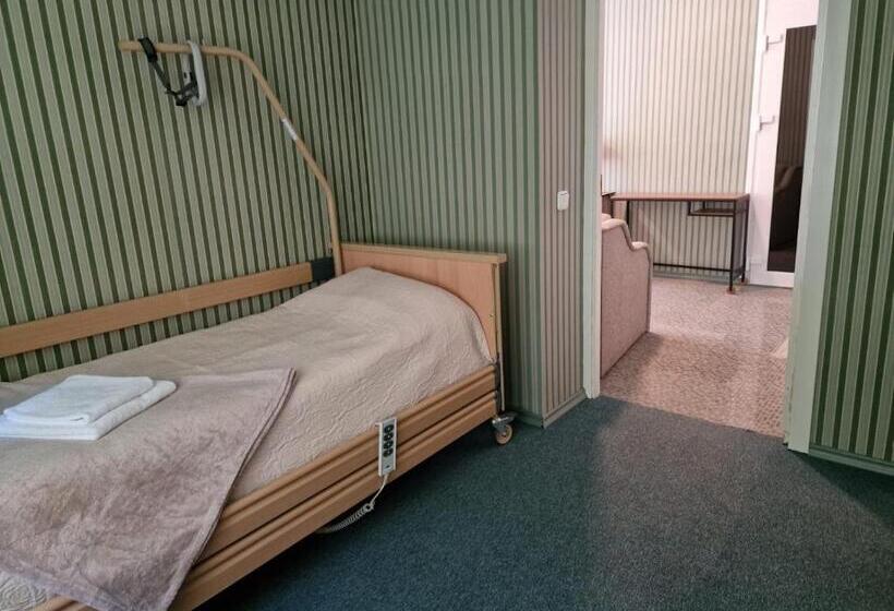 هتل Ayurveda Palace Jurmala Sanatorium