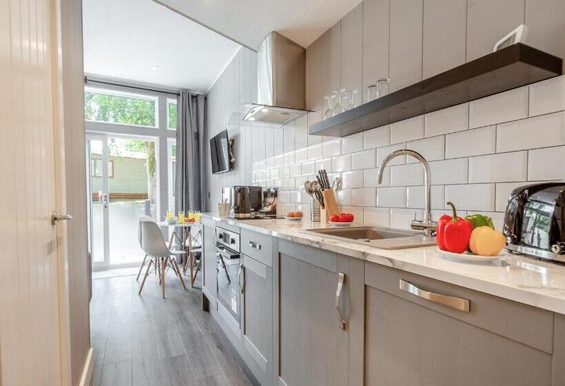 منتجع Ogwen Bank Caravan And Lodge Park