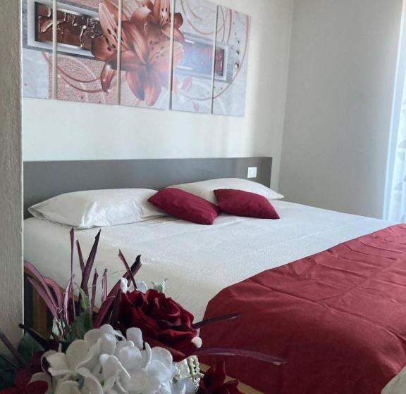 فندق Ristorante Scoiattolo