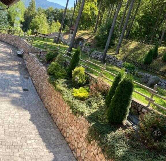 فندق Ristorante Scoiattolo