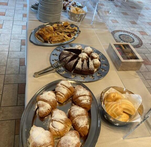 فندق Ristorante Scoiattolo