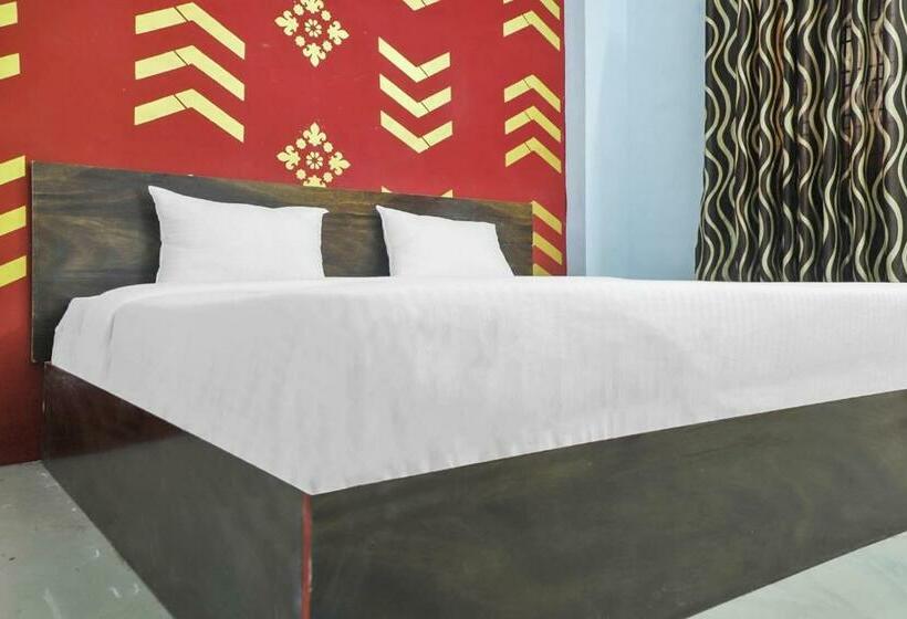 فندق Spot On 87204  Royal Palms