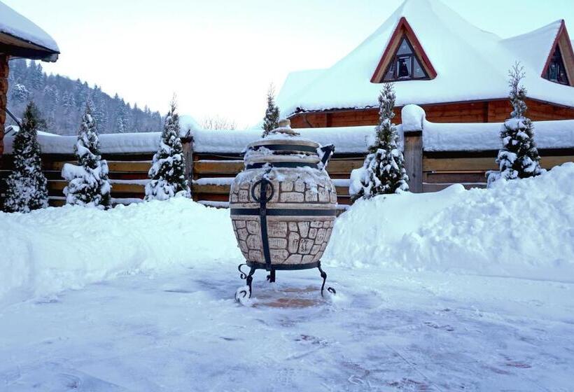 هاستل затишний готель едем