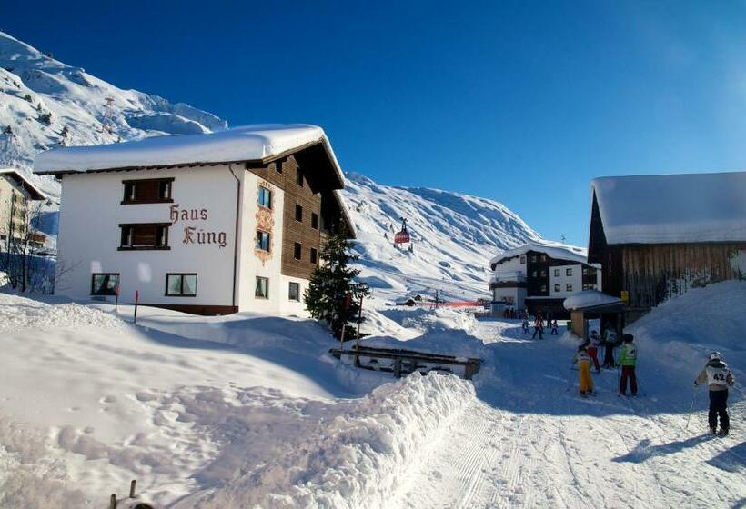 مبيت وإفطار Haus Küng