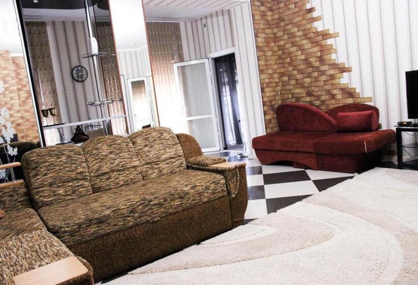 هتل берізка