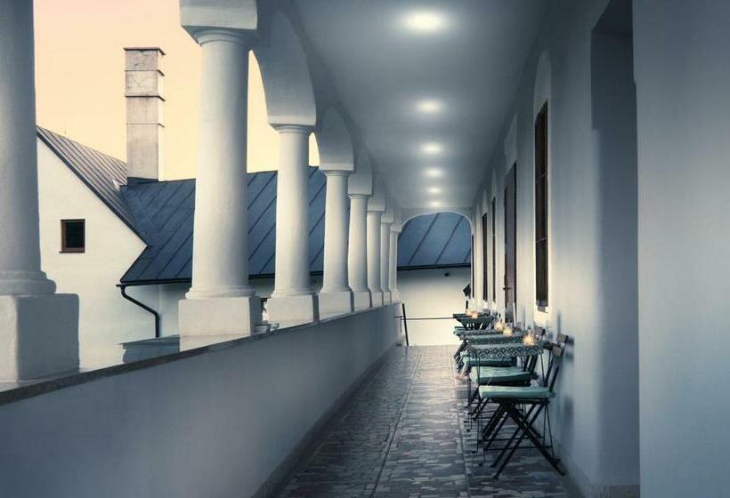 فندق Kaštieľ čičmany