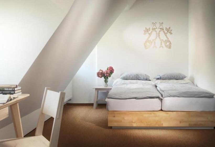 فندق Kaštieľ čičmany