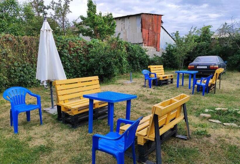 Nomadstan Capsule Hostel