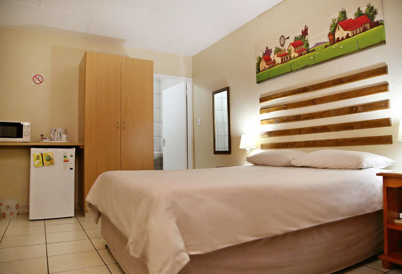 35 Kelkiewyn Bed & Breakfast