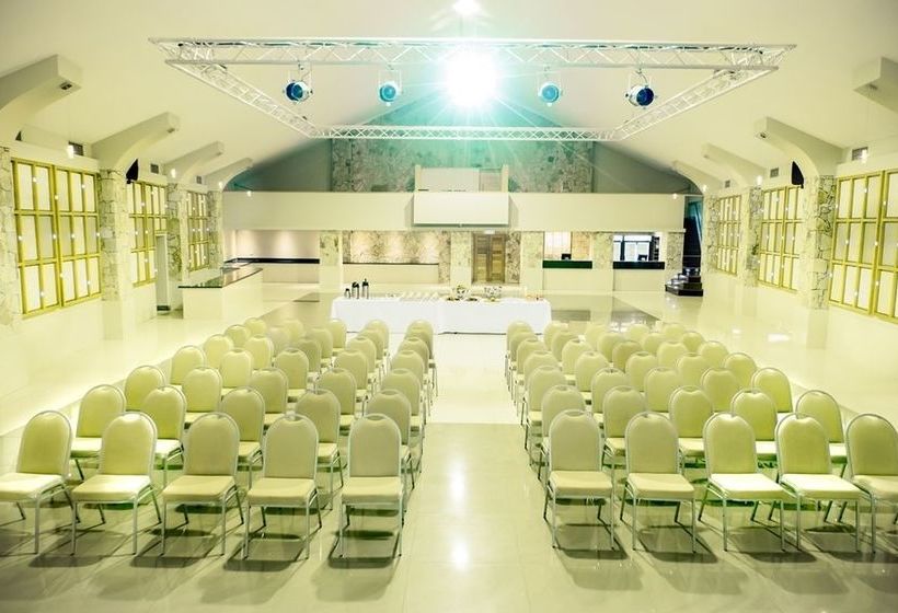 Africanos Country Estate