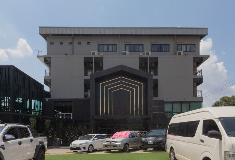 Hostel Petchyindee Kingdom