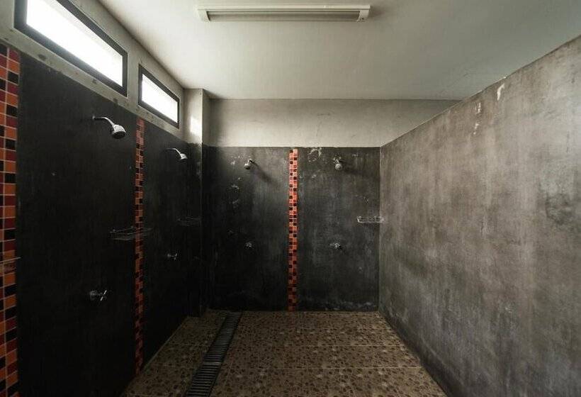 Hostel Petchyindee Kingdom