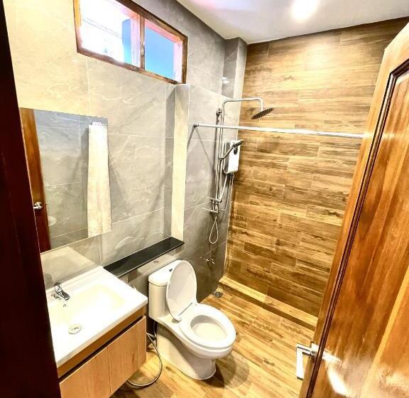 فندق صغير Ashi Poshtel