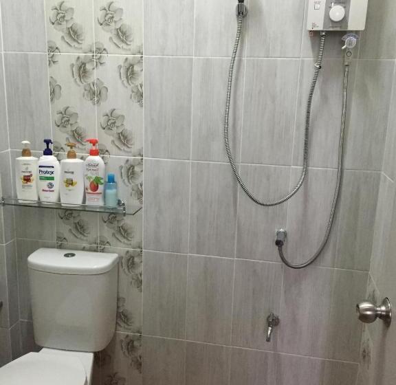 فندق صغير Ashi Poshtel