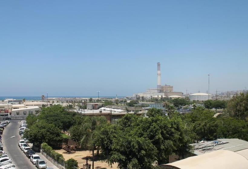 Beach And Park Apartment