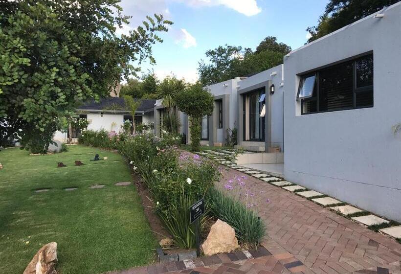 住宿加早餐  6 On Morris Guest Lodge