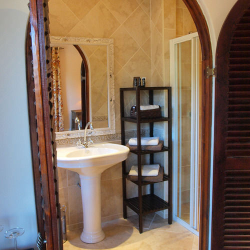 مبيت وإفطار African Tulip Guesthouse