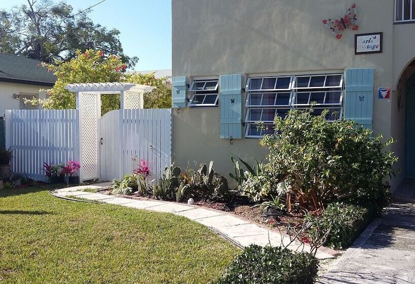 민박 Carla's Cottage