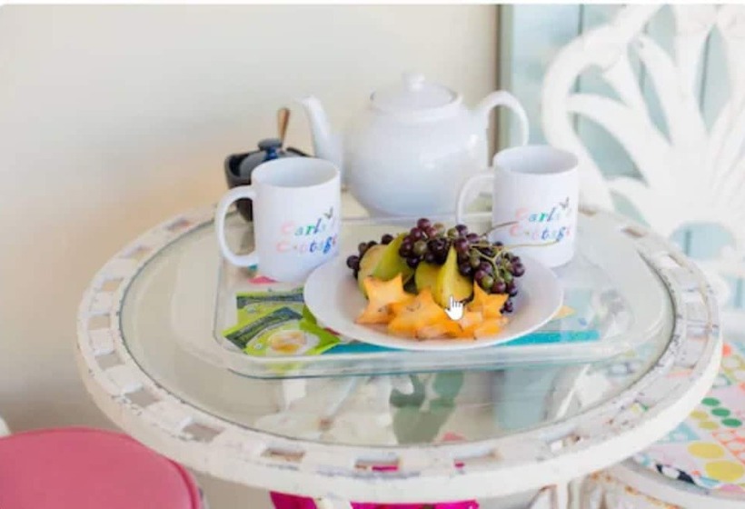 민박 Carla's Cottage