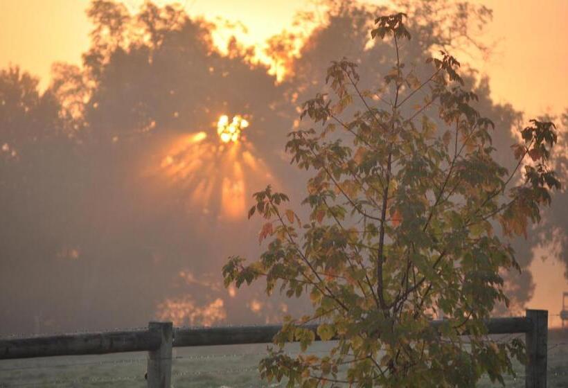 צימר Tallawarra Homestead