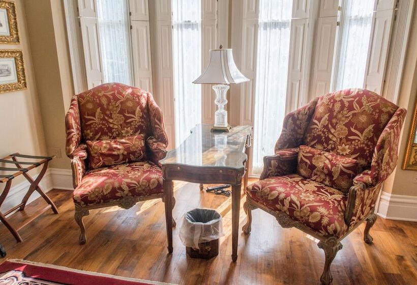 住宿加早餐  The Inn On Negley