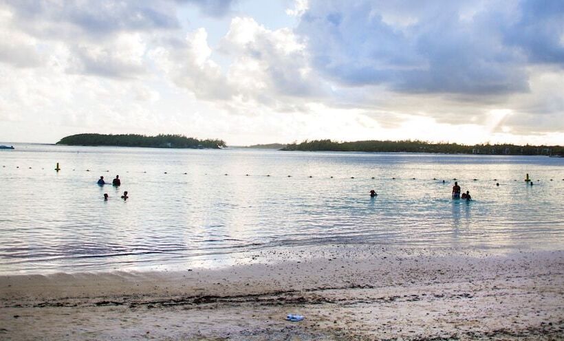 Blue Bay Holiday Resort