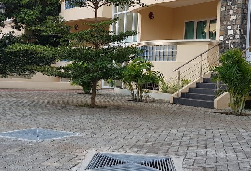 Blue Bay Holiday Resort