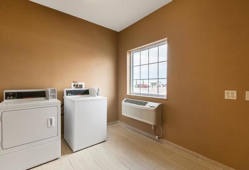 Cobblestone Hotel & Suites Pecos