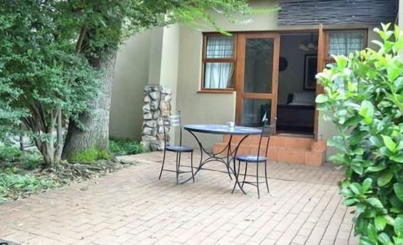 ベッドアンドブレックファースト Five A Morris