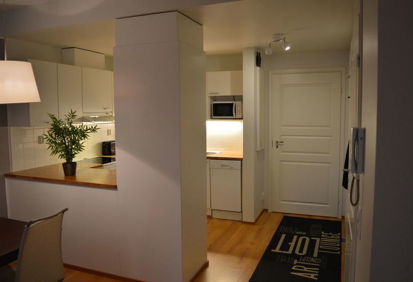 Helsinki Airport Suites