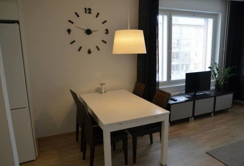 Helsinki Airport Suites