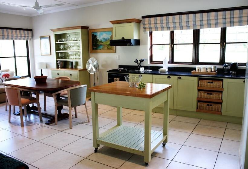 High Season Farm Luxury Cottages